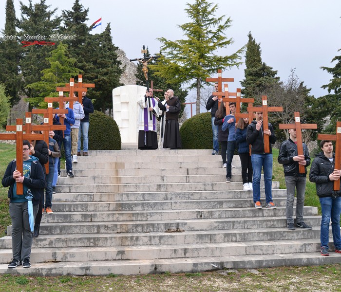 KRIŽNI PUT ZA MLADE IMOTSKI 06.03.2016